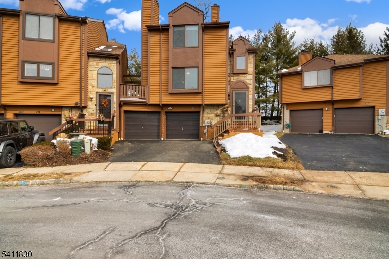 Townsquare Village - Residential