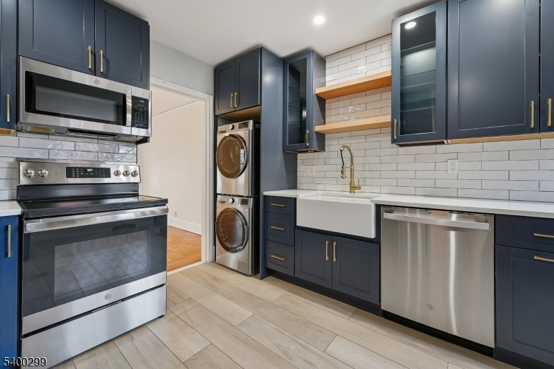 English Village - Residential