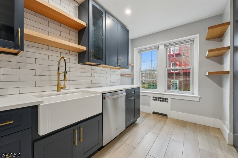 English Village - Residential