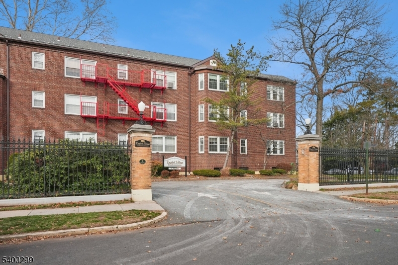 English Village - Residential