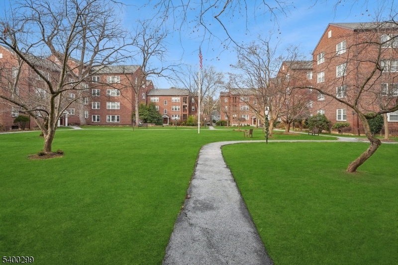 English Village - Residential