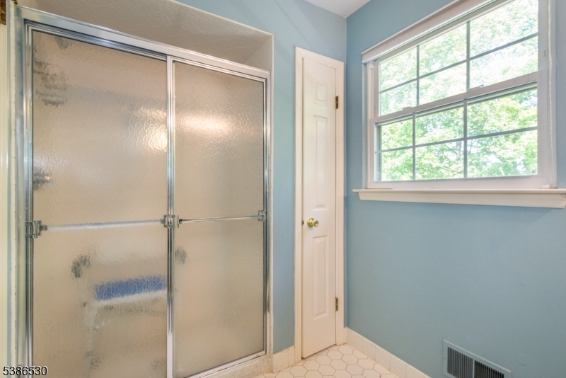 Manitou - Residential