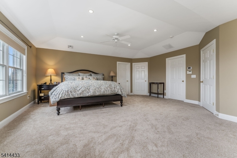 CRESTVIEW ESTATES - Residential