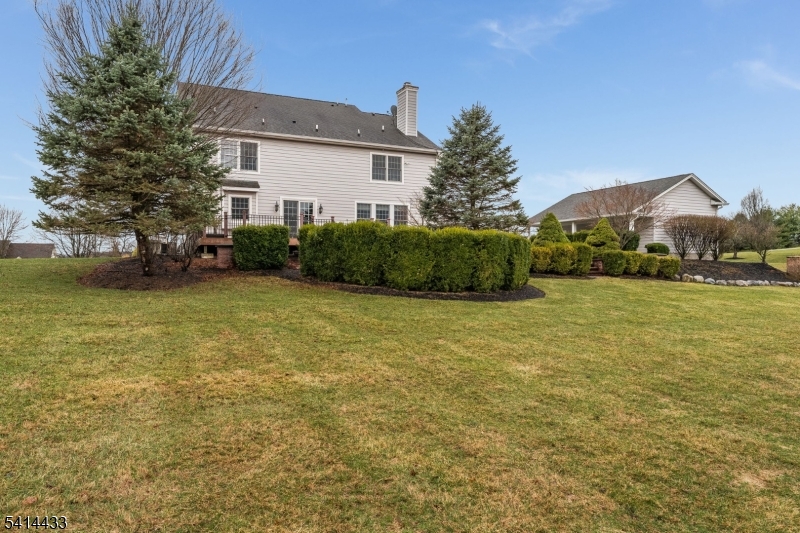 CRESTVIEW ESTATES - Residential