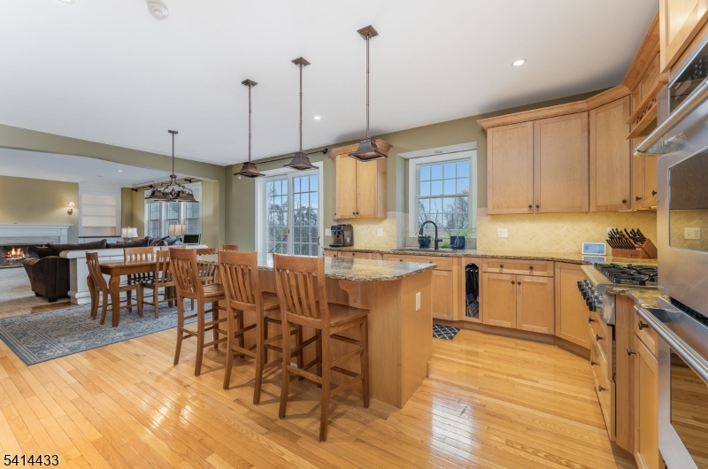 CRESTVIEW ESTATES - Residential