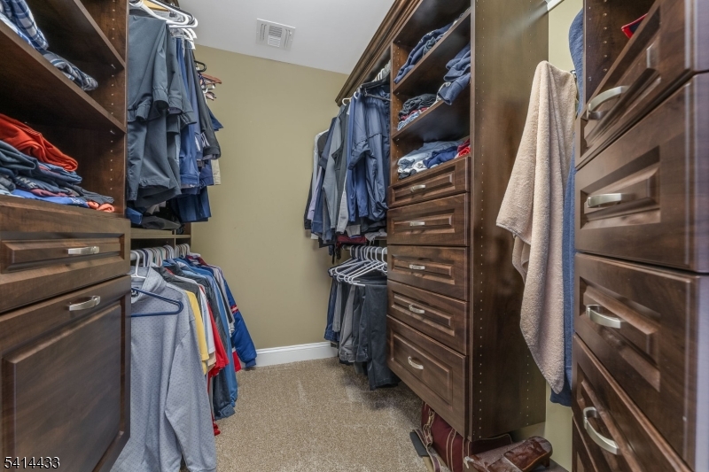 CRESTVIEW ESTATES - Residential