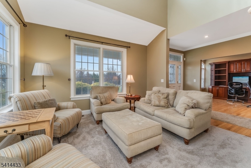 CRESTVIEW ESTATES - Residential