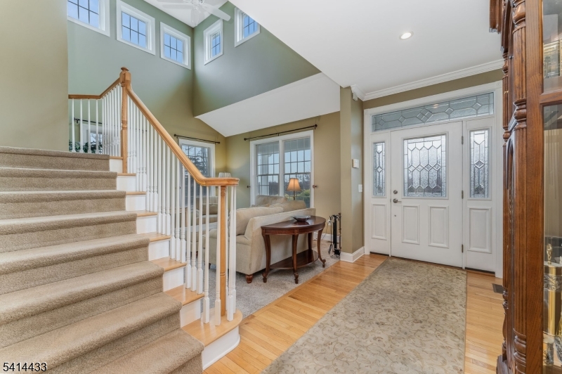 CRESTVIEW ESTATES - Residential