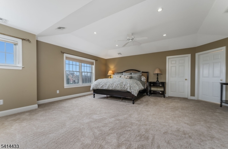 CRESTVIEW ESTATES - Residential