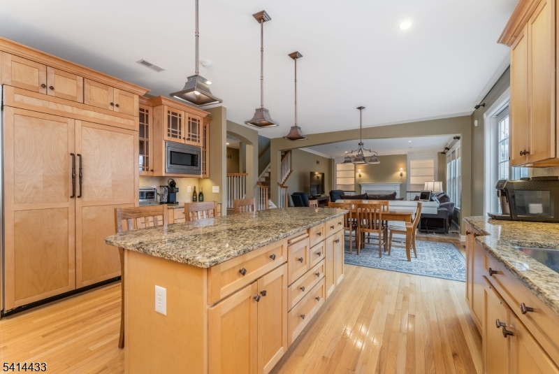 CRESTVIEW ESTATES - Residential