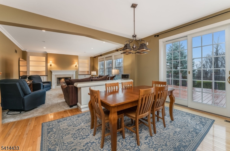 CRESTVIEW ESTATES - Residential