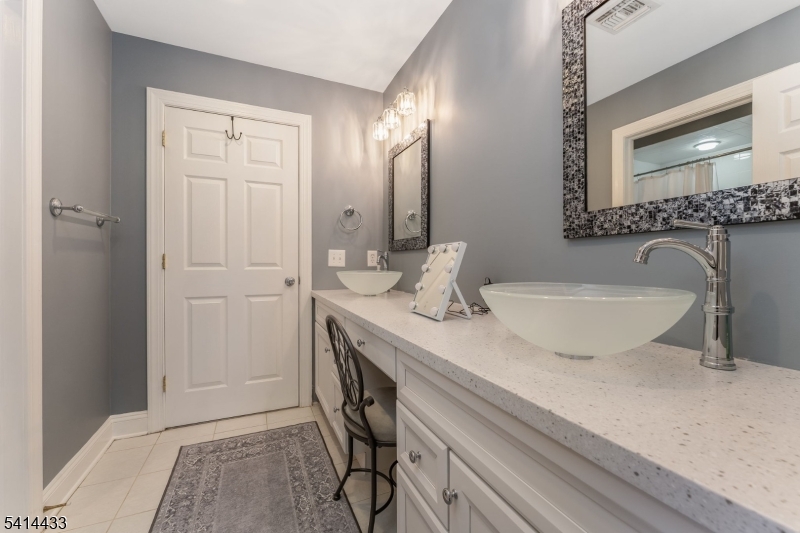 CRESTVIEW ESTATES - Residential