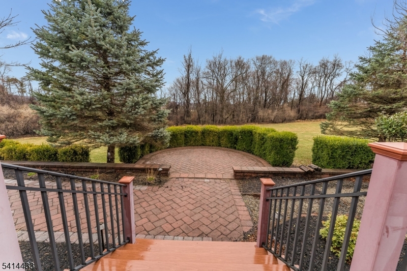 CRESTVIEW ESTATES - Residential