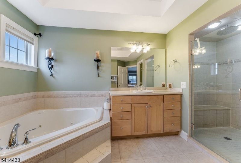 CRESTVIEW ESTATES - Residential