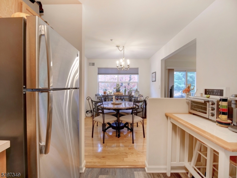 SEASONS GLEN - Residential