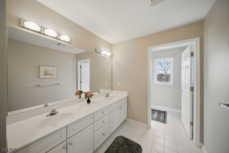 Cedar Gate - Residential