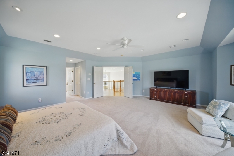 Cedar Gate - Residential