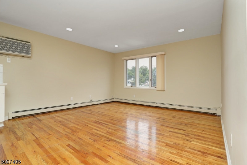 Lake Hiawatha - Residential Lease