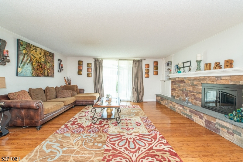 CONVENT MEWS - Residential