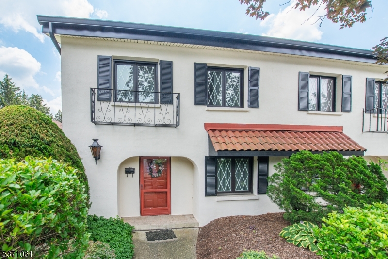 CONVENT MEWS - Residential