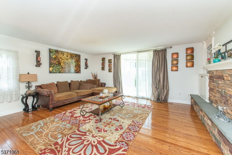 CONVENT MEWS - Residential