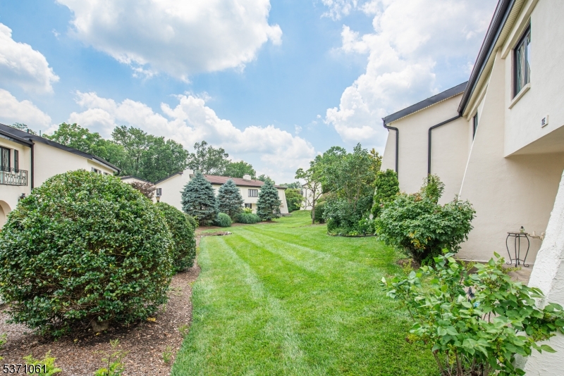CONVENT MEWS - Residential
