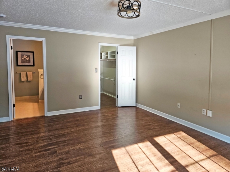 Cedar Brook - Residential