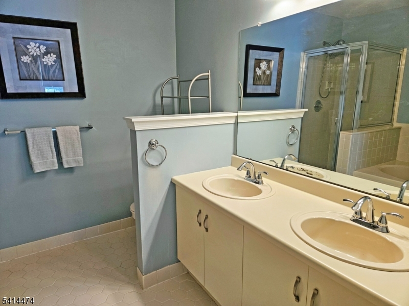 Cedar Brook - Residential