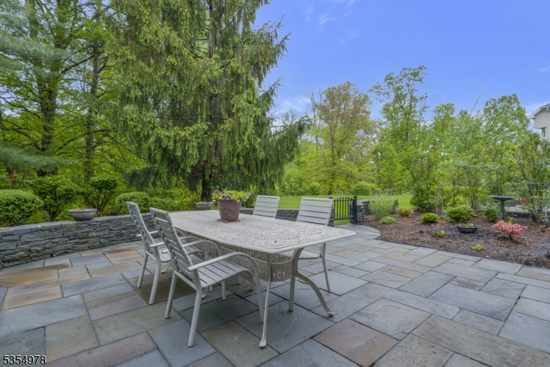 Amherst Mews - Residential