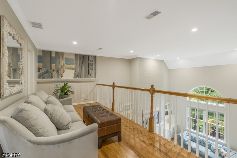 Amherst Mews - Residential