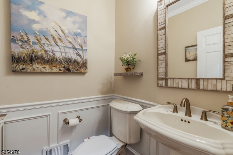 Amherst Mews - Residential