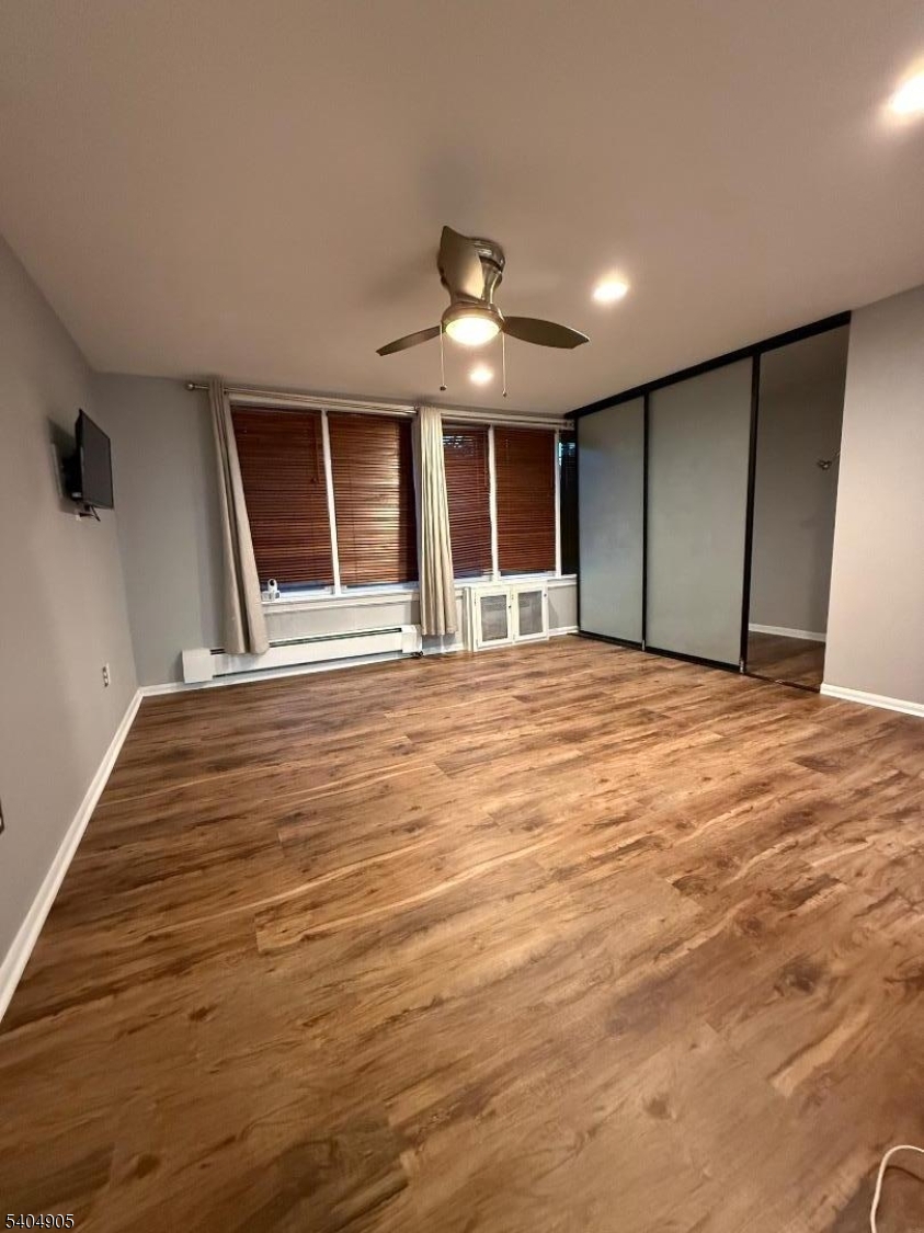 Maplewood Plaza Condominium - Residential Lease