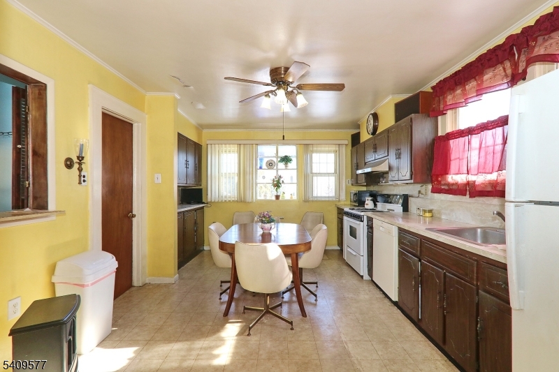 Washington School - Residential