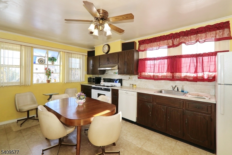 Washington School - Residential