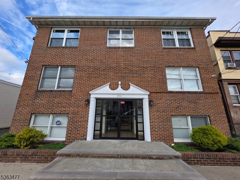 Unit C2 - Residential