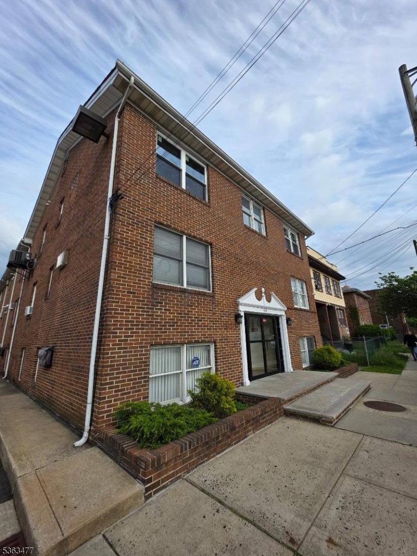 Unit C2 - Residential