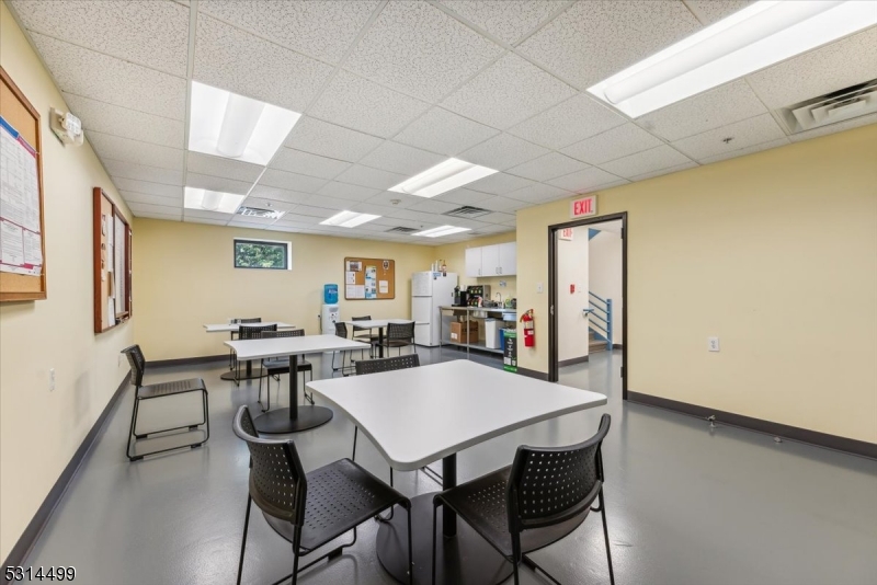 Somerville Boro, New Jersey 08876, United States, ,Commercial,Active,42063