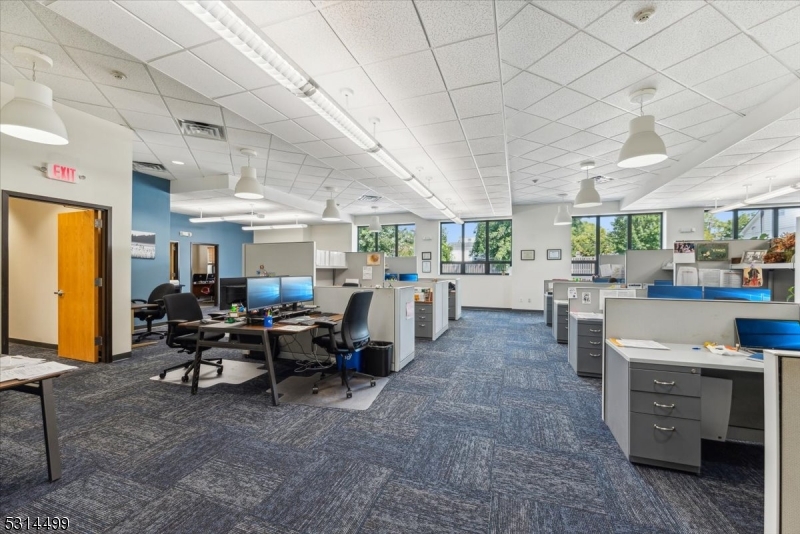 Somerville Boro, New Jersey 08876, United States, ,Commercial,Active,42063