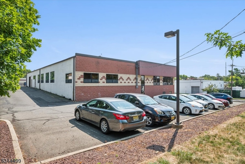 Somerville Boro, New Jersey 08876, United States, ,Commercial,Active,42063