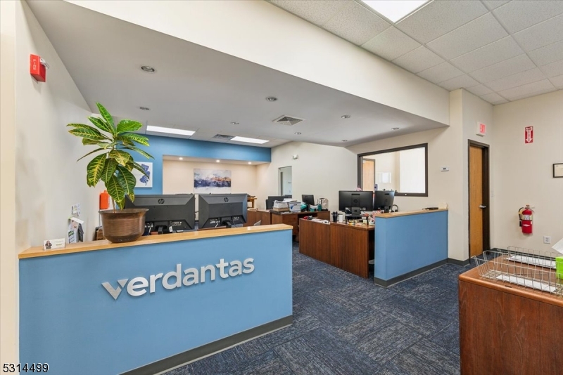 Somerville Boro, New Jersey 08876, United States, ,Commercial,Active,42063