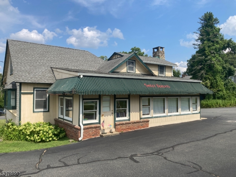 Woodport Road - Commercial Sale
