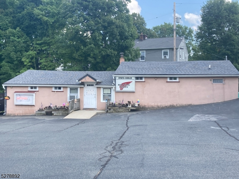 Woodport Road - Commercial Sale