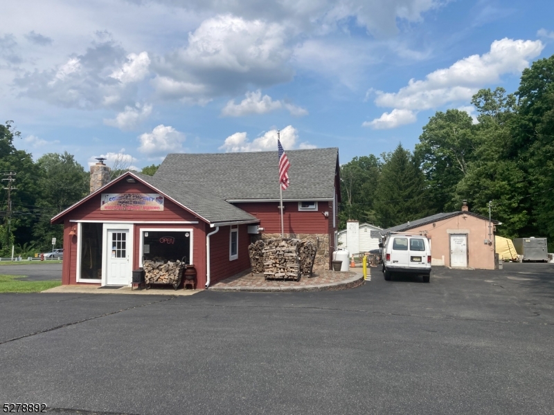 Woodport Road - Commercial Sale