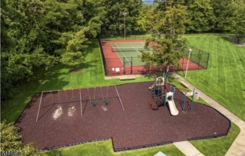 Townsquare Village - Residential