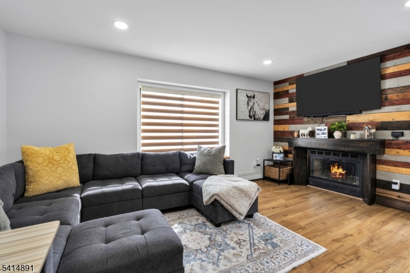 Townsquare Village - Residential