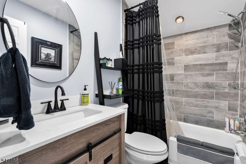 Townsquare Village - Residential