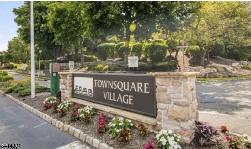 Townsquare Village - Residential