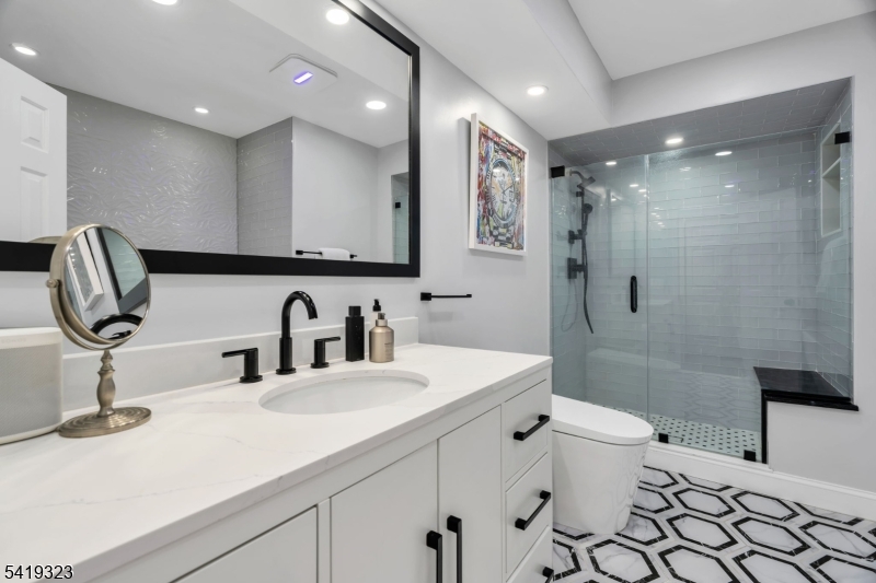 Rolling Hill Court - Residential