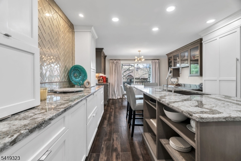 Rolling Hill Court - Residential