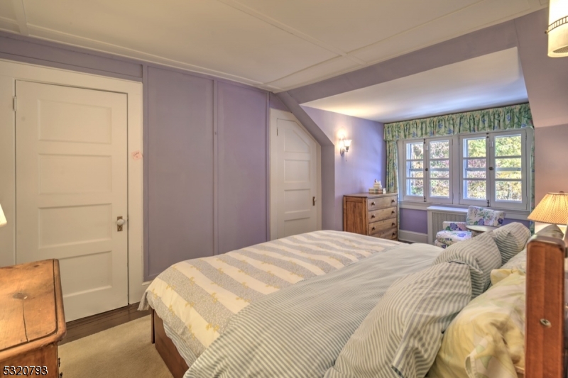 Bernardsville Mountain - Residential